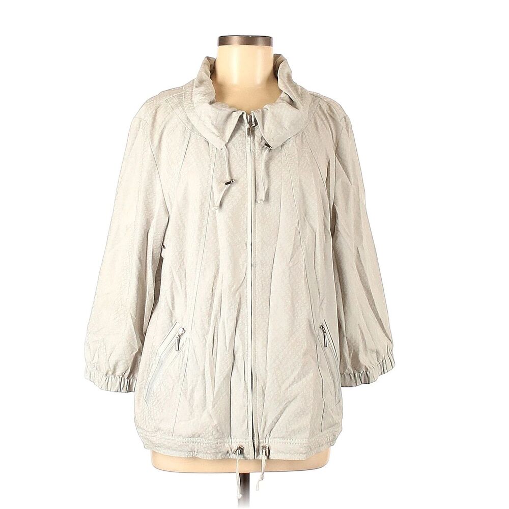 Interesting snakeskin print windbreaker